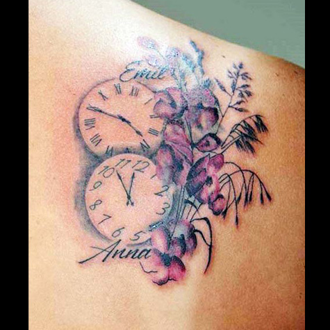 Tattoo-Stile Watercolor